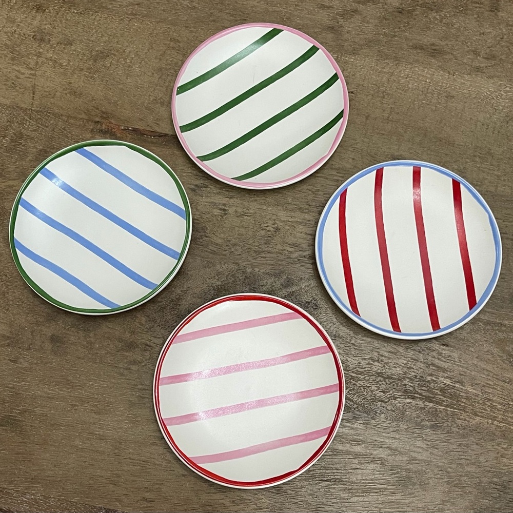 Set of 4 Striped Ceramic 6” Plates - Multicolor